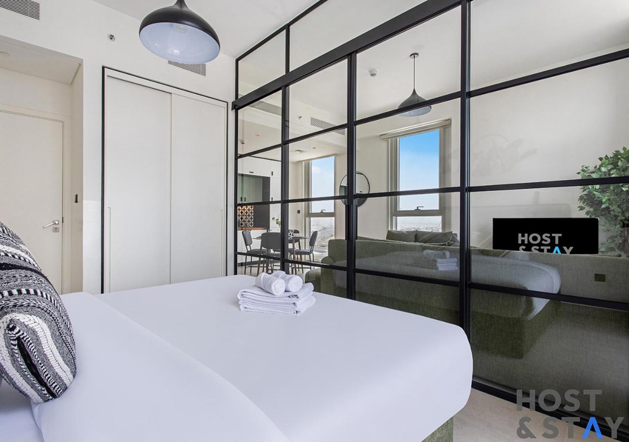 Apartment Minimalist 2br In Hills Dubai